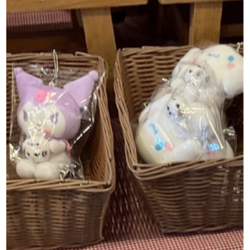 北國的妖精 北國の妖精 庫洛米 三麗鷗 北海道 限定 日本 kuromi 大耳狗 娃娃 吊飾  Kitty 資料夾