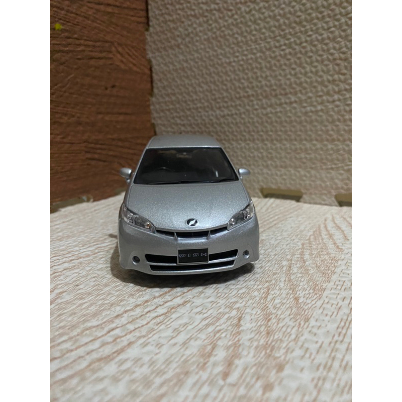 Toyota wish 極光銀 1/24 日規原廠模型車