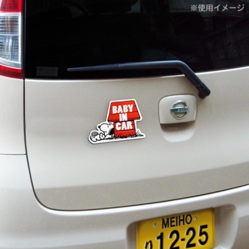 🌟快速出貨🌟日本直送 正版史努比SNOOPY  baby in car汽車專用貼 磁鐵車身磁性名牌 車用安全標誌貼
