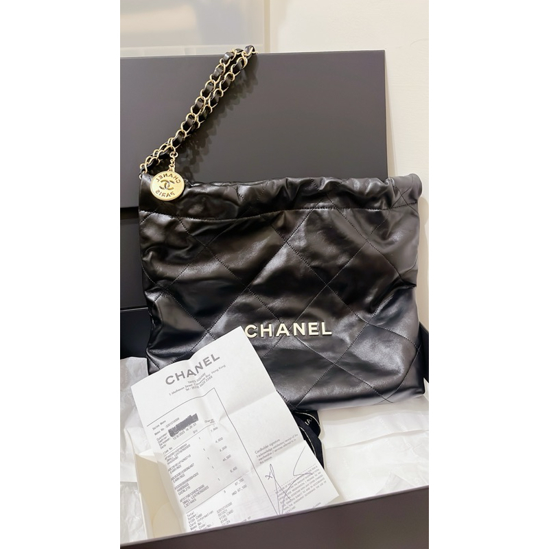 Chanel 22 bag 白字金釦 （香港機場購證）