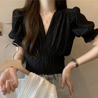 法式上衣 短袖 白色上衣 v領上衣 t恤女 短款上衣 正肩上衣 束腰 小個子 性感 辣妹上衣 泡泡袖上衣 夏季女生上衣