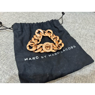 Marc by Marc Jacobs 正品 旋轉鈕扣寬版手環 玫瑰金，售價1500