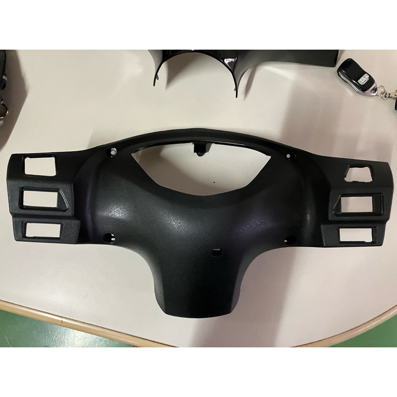 「離櫻雜貨鋪」三陽STM GT125/GT super龍頭殼 車手殼 黑色握把殼 9成新 僅試裝