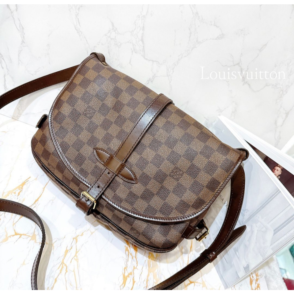 二手旗艦 LOUIS VUITTON LV 咖啡色 格紋 掀蓋 雙馬鞍 側背包 斜背包 (中友店)