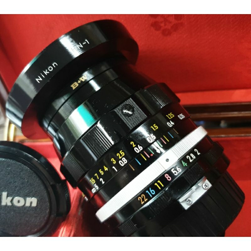 💯💙Nikon-N. C. Auto 28mm F2 “酒吧之眼 “近全新”（附Hn-1原廠遮光罩+B+W保護鏡）