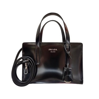 Prada 1BA357 Re-Edition 1995 復刻版拋光皮革迷你包 黑色《當季專櫃正售★全新商品 》