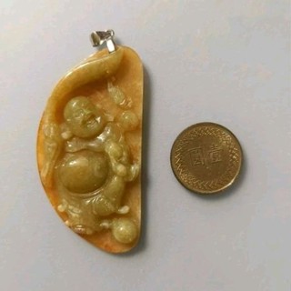 鈺貴人…天然歡喜彌勒佛 佛公雙彩紅翡翠玉墜，特價.