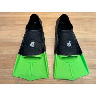 現貨-【MADWAVE】短葉片訓練用蛙鞋 FINS TRAINING