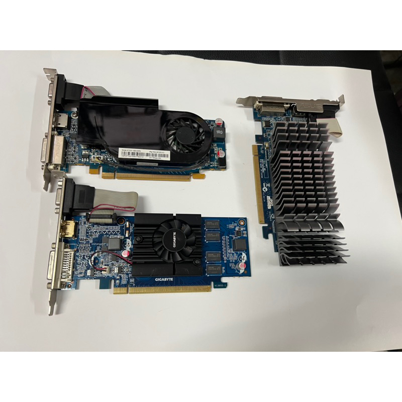 電腦雜貨店～N210 PCIE顯示卡顯示卡 隨機出貨  二手良品 $200
