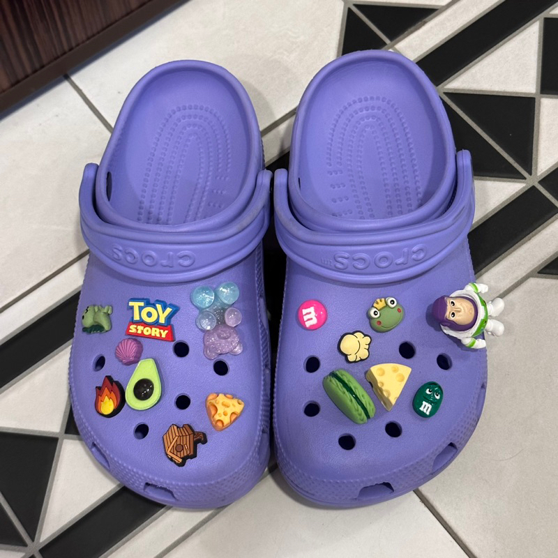 二手 crocs 紫色 不含鞋扣 23cm