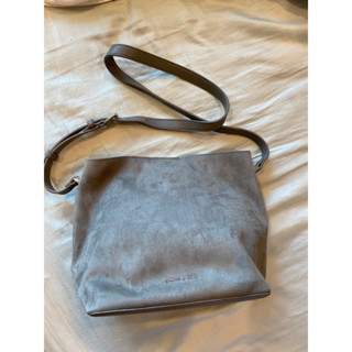 CHARLES &KEITH 小ck 兩面材質拼貼 水桶包 二手