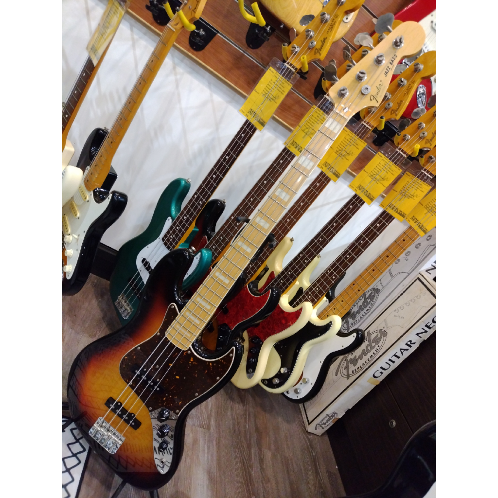 Fender Japan 2010 Vintage JB75 Jazz Bass