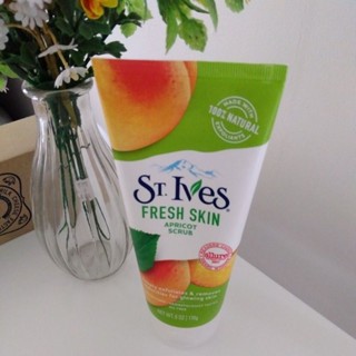 （約9成新）st. ives 杏桃臉部身體磨砂膏170g
