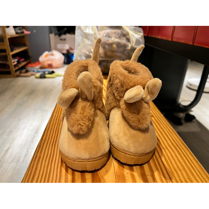 UGG 兒童雪靴，澳洲購入 size L(外長17公分)大約18-24月穿