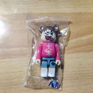 BE RBRICK 100% 34代 絕版 週刊文春 文春君 庫柏力克熊 BEARBRICK 熊 公仔 盒玩 玩具 盲盒