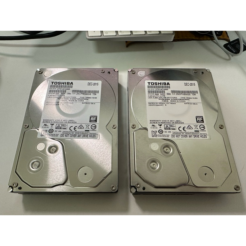 Toshiba DT01ACA300 3TB硬碟兩顆一起賣