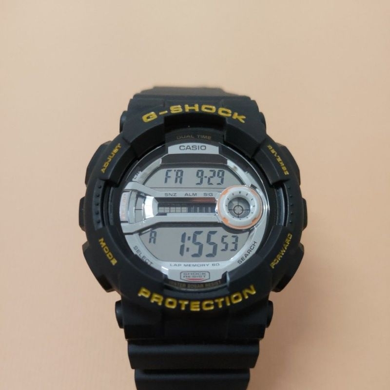 二手 卡西歐 Casio G-SHOCK GD-110 防水手錶 電子錶