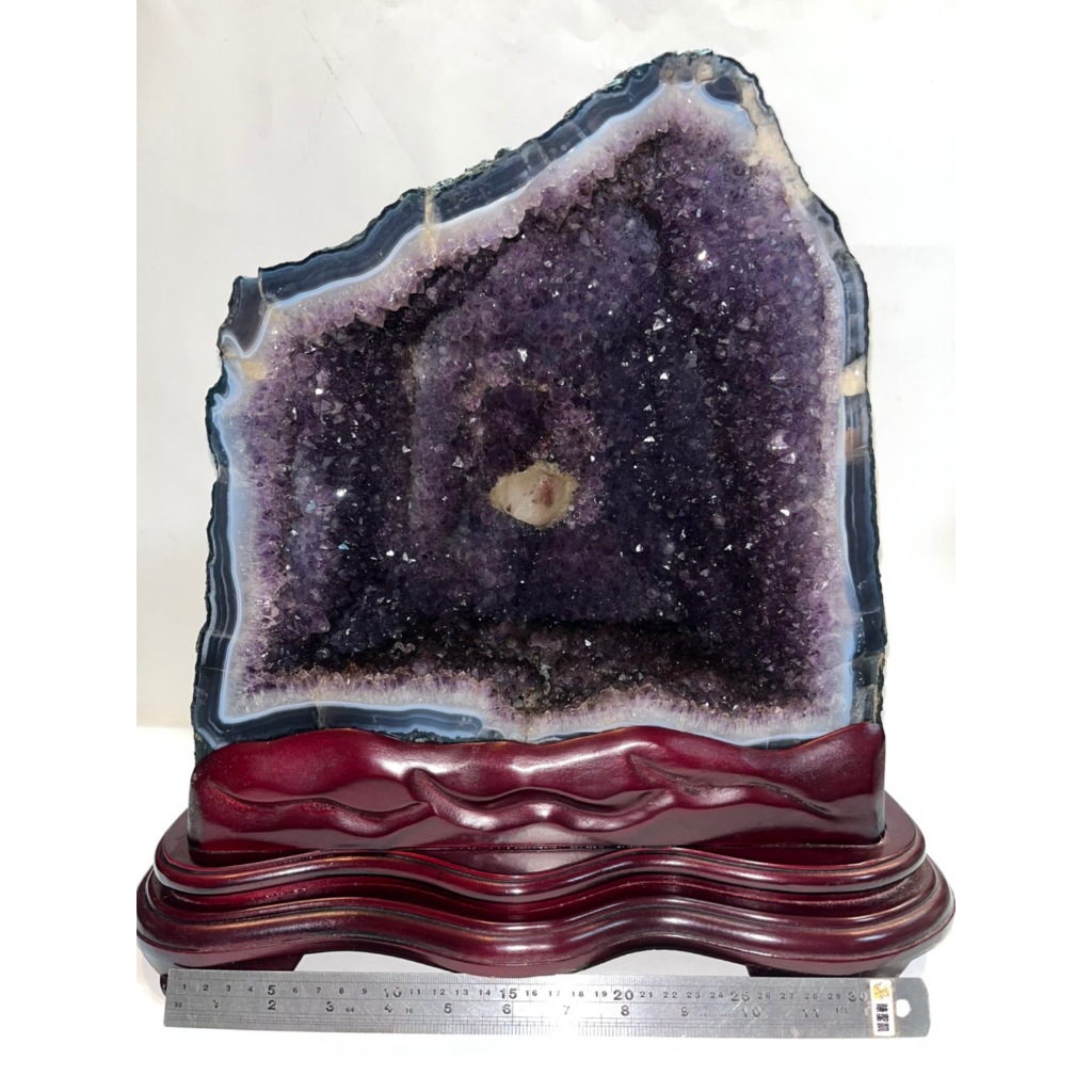 頂級烏拉圭紫水晶洞✨30kg左右❤️水晶開花-共生瑪瑙邊✅稀有礦「鈦晶」💯共生方解石 二次生長結晶✨土型紫水晶洞