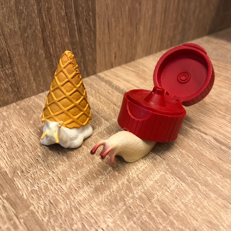 熊貓之穴 蝸牛 瓶蓋 美乃滋 冰淇淋 餅乾 扭蛋 轉蛋 玩具 收藏