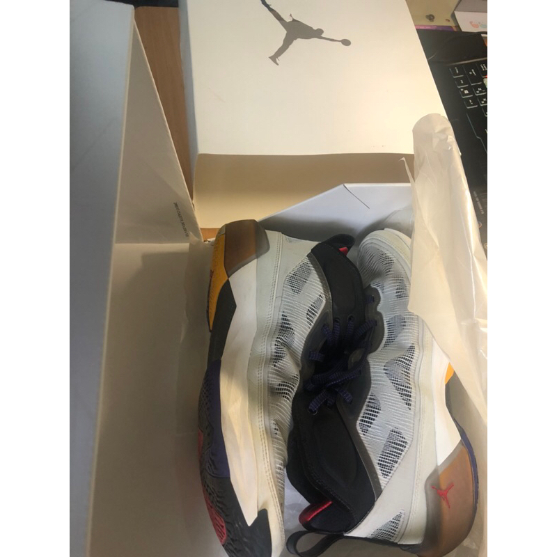 Air jordan 37籃球鞋 Us10 二手