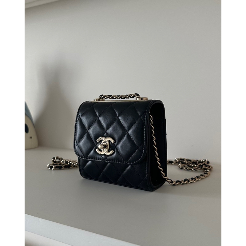 CHANEL Trendy CC Mini 經典TRENDY菱格紋小羊皮金屬鍊帶斜背小包(黑色81633L)