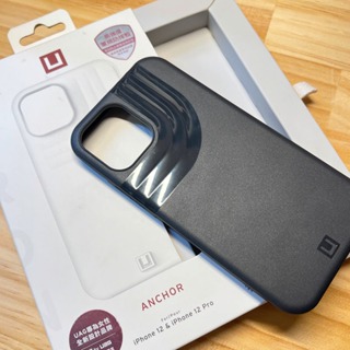 清倉出清【UAG】[U] iPhone 12 / 12 Pro共用 | 實色款-耐衝擊保護殼 / 實色保護殼 黑色