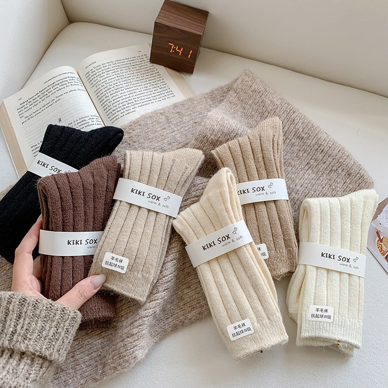 現貨❣️純色羊毛襪子女中筒秋冬加厚保暖ins潮抽條羊絨長筒襪舒適堆堆襪