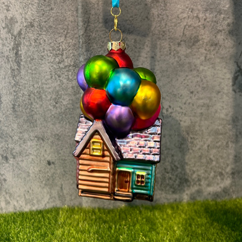 🐶優惠價$1085🌹瘋狂MAIYA🌹日本🇯🇵 迪士尼 天外奇蹟 卡爾爺爺 飛天屋 聖誕節 聖誕球 吊飾