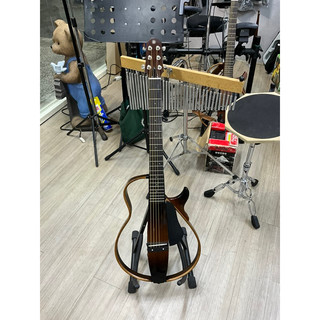 YAMAHA SLG200S 民謠靜音吉他 2手品約9.5成新以上，所有功能正常