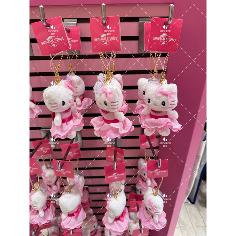 日本 大阪環球影城 凱蒂貓 Kitty 洋裝吊飾娃娃 絨毛娃娃