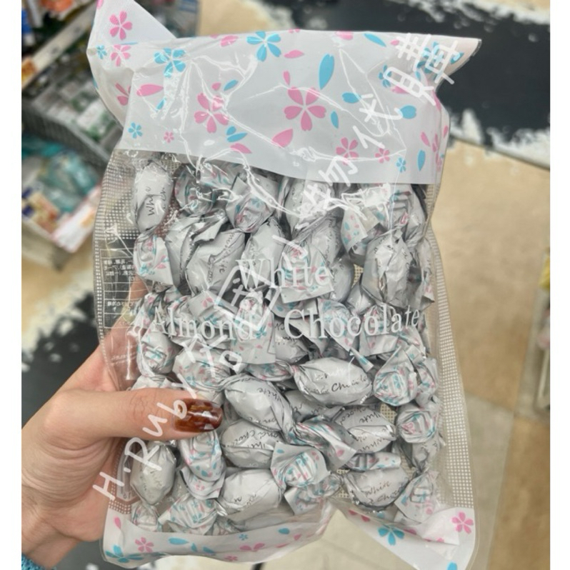 日本🇯🇵代購 北海道杏仁白巧克力