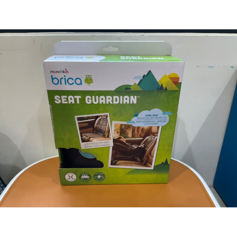 （全新）brica汽座保護墊+置物袋