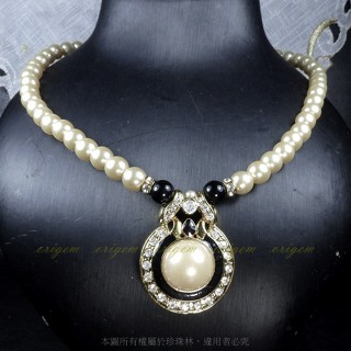 珍珠林~項鍊+耳環整套展示品出清特價~有黑、白兩款任選~塑膠珍珠/黑燒玻璃#296W+9/296B+13
