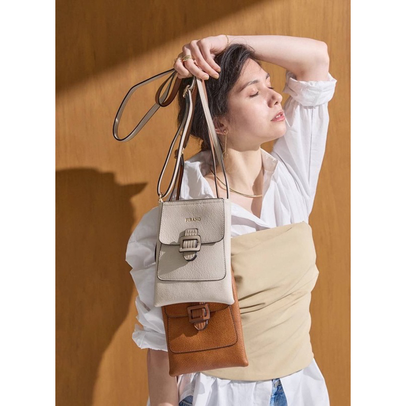 日本代購 全新現貨 Firano 咖啡色 帶扣單肩包 手機包 斜背包 小方包 小廢包 肩背包 側背包 小包 女包 穿搭