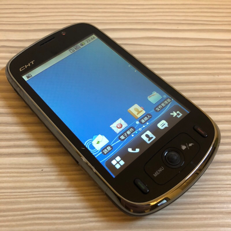 CHT8000 早期安卓手機