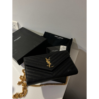 ysl 魚子醬信封包