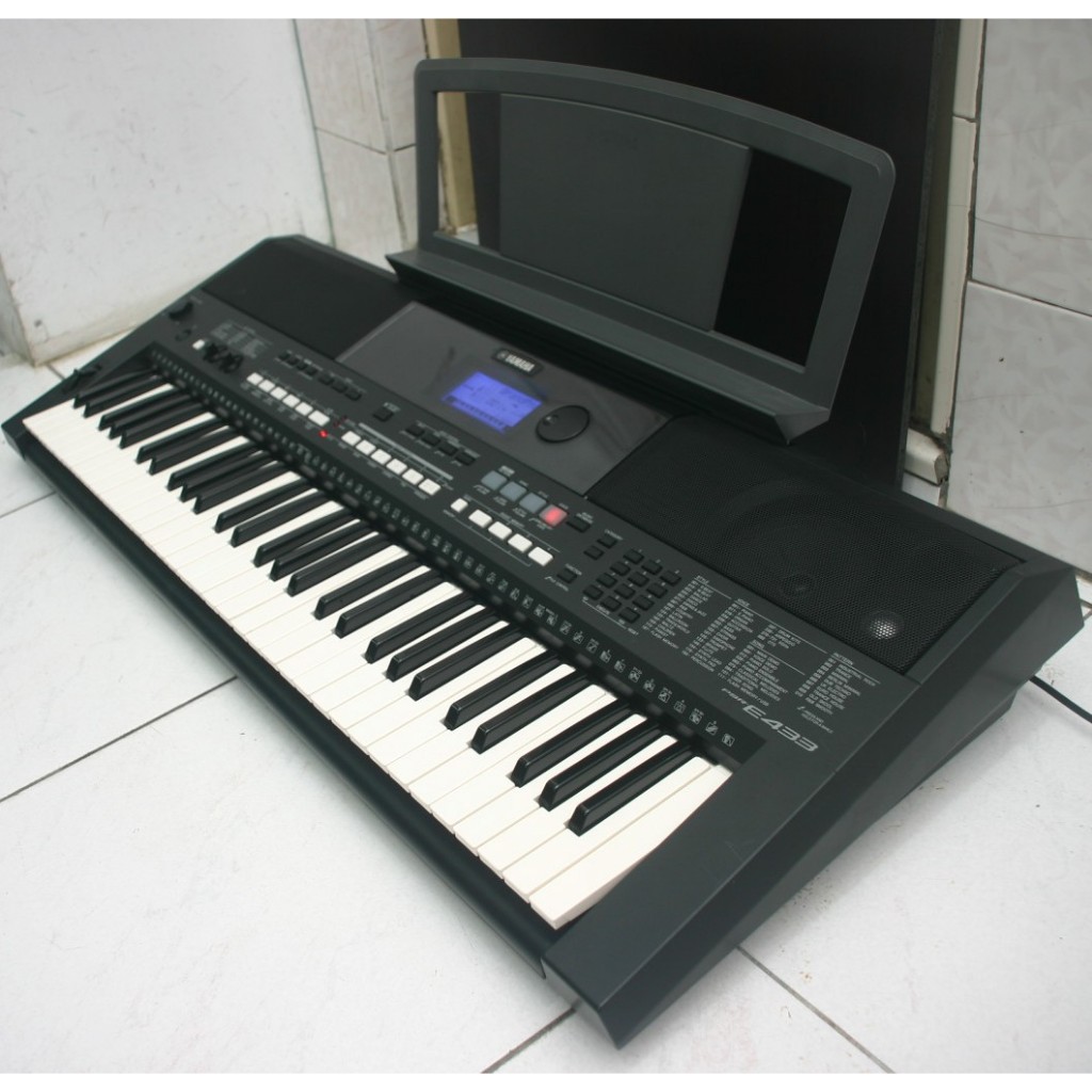 (自取少五百元)山葉YAMAHA電子琴PSR-E433自動伴奏琴[附這台琴的錄影]