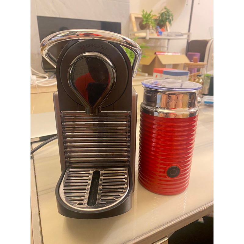 Nespresso Pixie經典款膠囊咖啡機 + Aeroccino 3奶泡機 （二手）