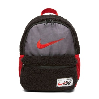 [77折代購] Nike JDI Mini BKPK Sherpa 黑紅色 童包 搖粒絨 後背包 FD4458-010