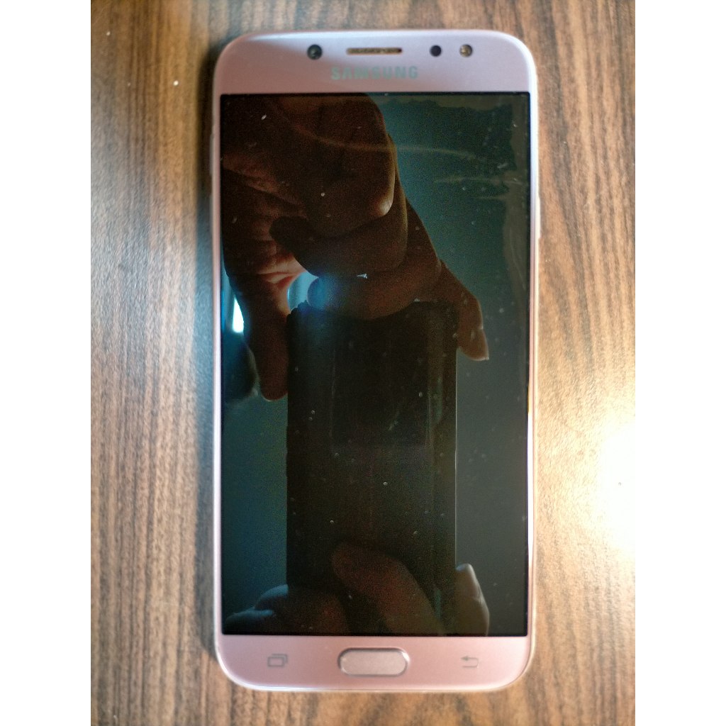 X.故障手機B3114*7195- Samsung  Galaxy J7 Pro  直購價340