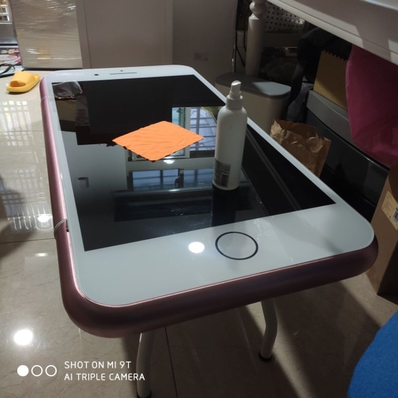 現貨自用 二手 iphone造型桌 ios造型桌 蘋果手機造型電腦桌 蘋果手機造型工作桌 折疊桌 矮桌 淡水一樓自取