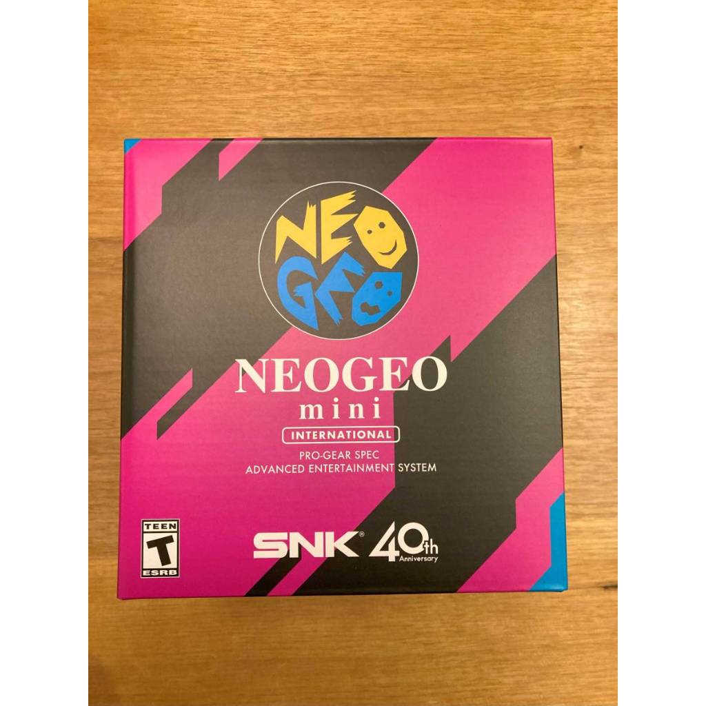 全新未拆 SNK NEOGEO MINI 國際版 免運先聊聊