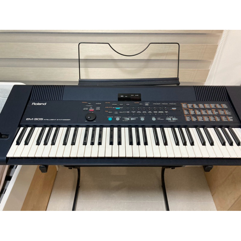 Roland EM-305電子琴