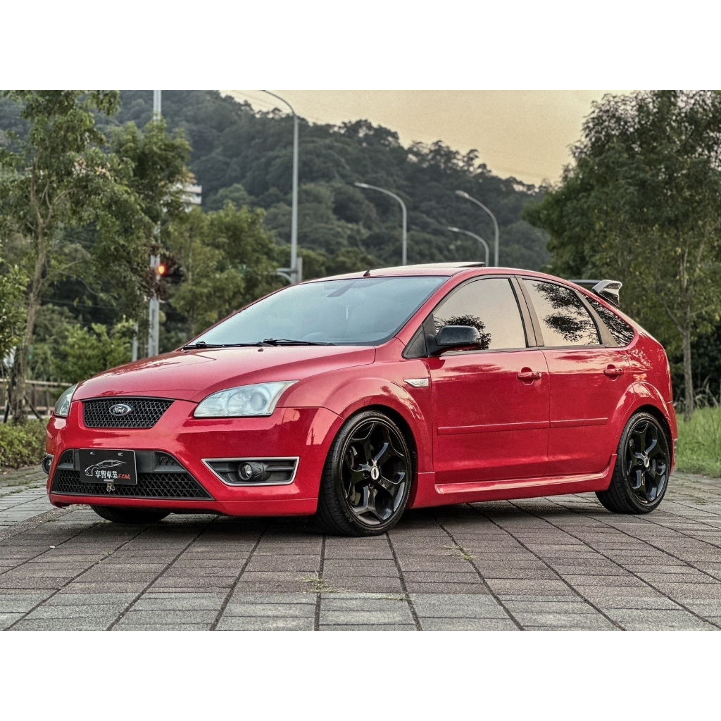 FOCUS ST 性能小猛獸 原廠6速手排 升級一階電腦 可調避震