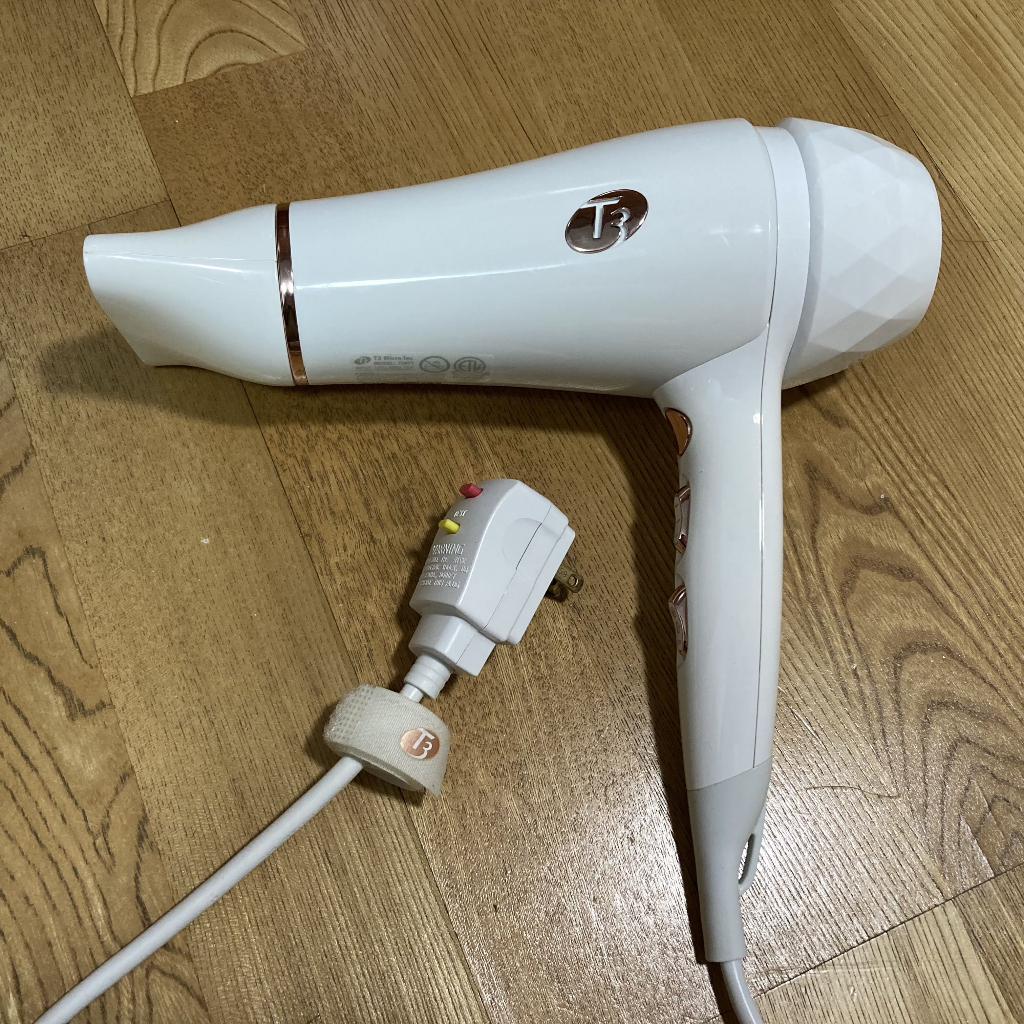 [二手]免運費 可議價-T3 Featherweight Luxe 2i 輕量型吹風機 #玫瑰金#吹風機