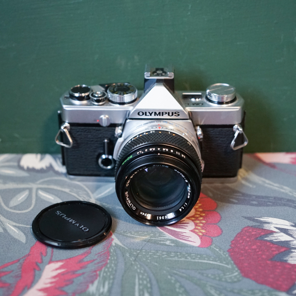 【星期天古董相機】OLYMPUS OM-1 + 50mm F1.4 SLR 底片單眼相機