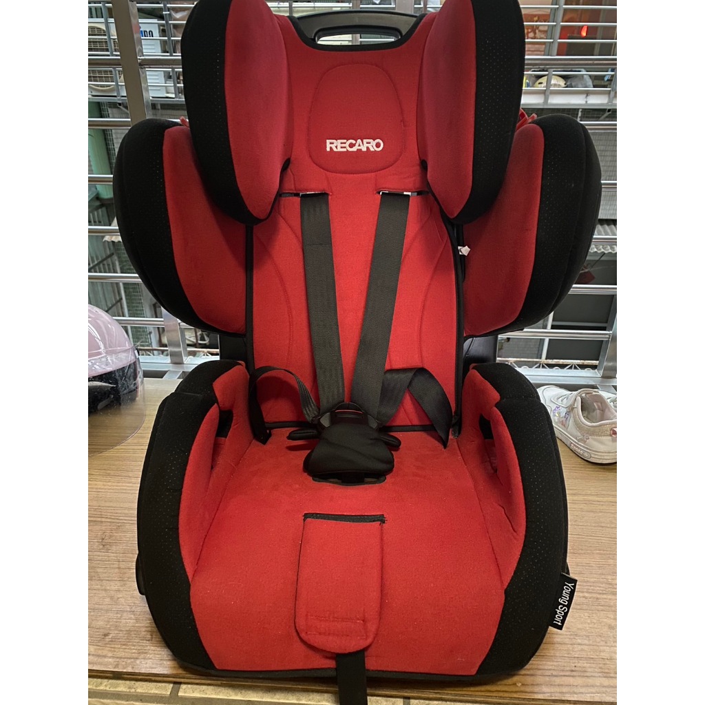 RECARO Young Sport  汽車座椅