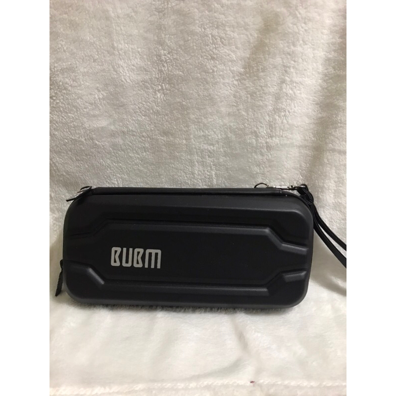 BUBm switch 多功能硬殼包收納包