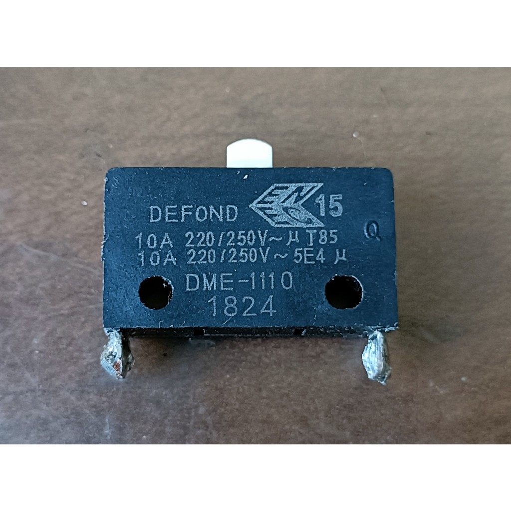 &lt;電子零件&gt;DEFOND DME-1110 250V 10A常MKJ 微動開關.已測.適吹風機.微波爐.電鍋.氣炸鍋等