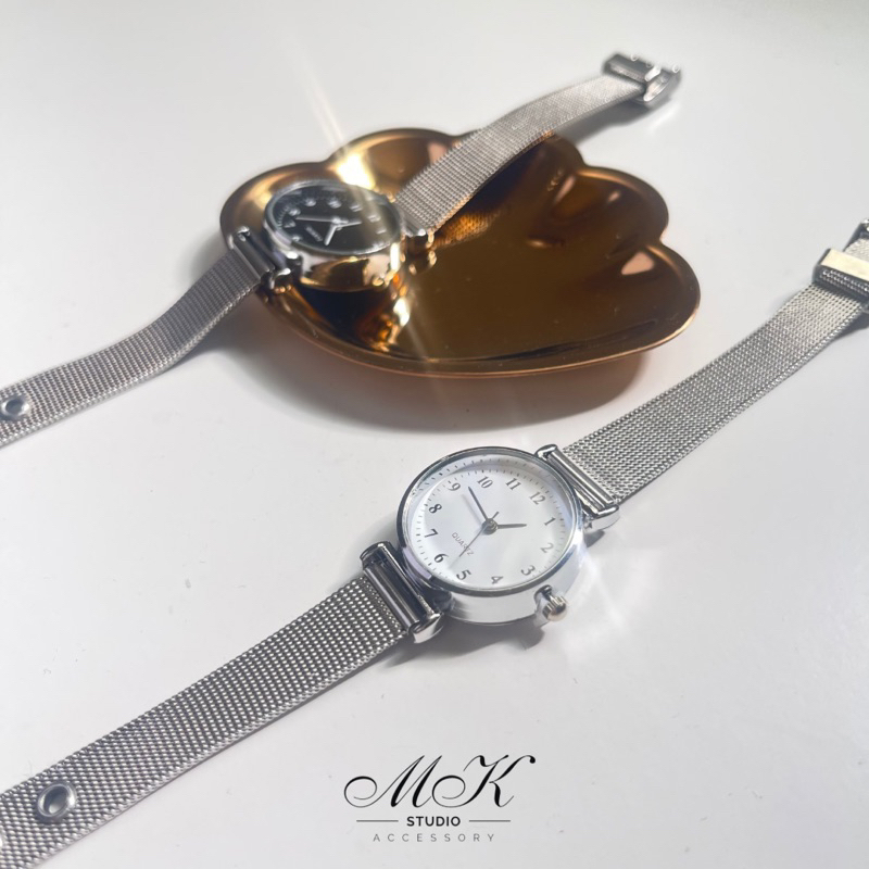 MK美學🌈 現貨 金屬錶帶 小圓錶 手錶 (黑/白)